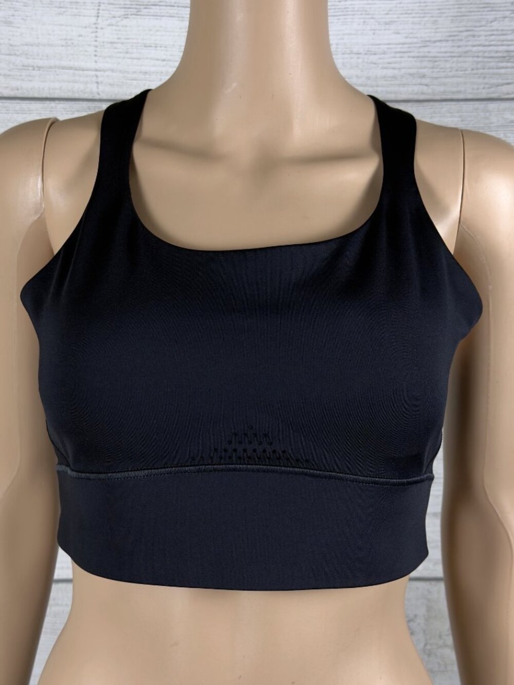 🖤Under Armour Breathelux Mid Support Bonded Sports Bra Black Size M